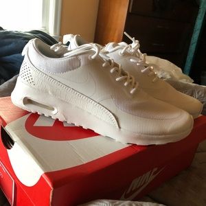 Women’s Nike Air Max Thea - 8.5